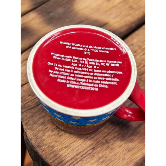 Double sided DC Comics Wonder Women Coffee Tea Mug Cup Glitter - Picture 7 of 8